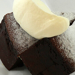 キャロリーヌ〜ガトーショコラのような濃厚でしっとりとしたチョコレートケーキ